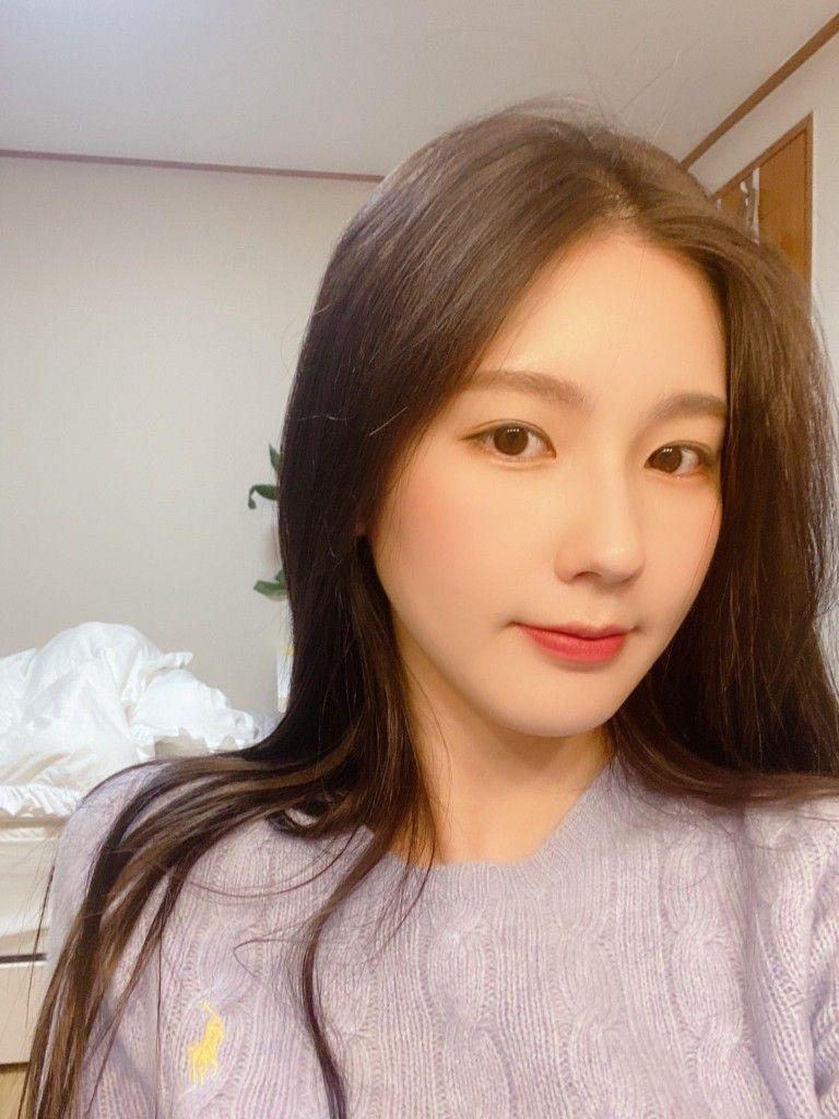 (G)I-DLE MIYEON0