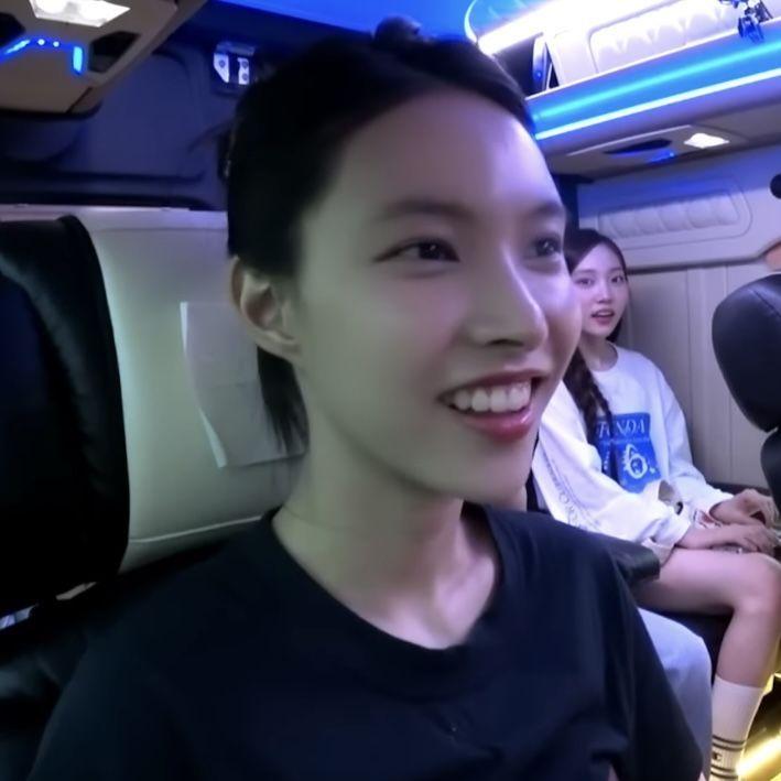 ILLIT 윤아3