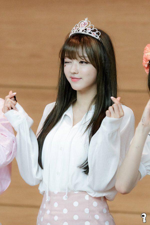 OH MY GIRL 유시아1