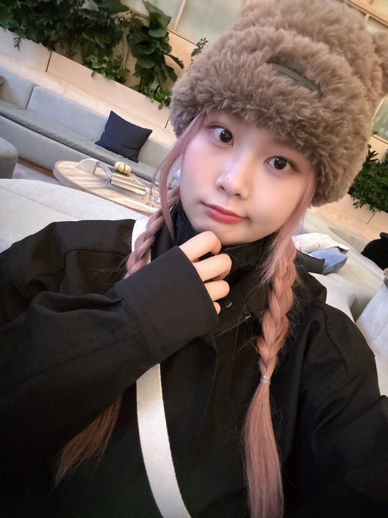 PURPLE KISS PARK SU JIN  swan1