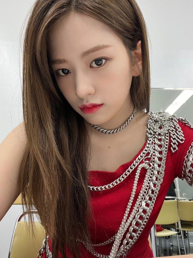 아이브 안유진1