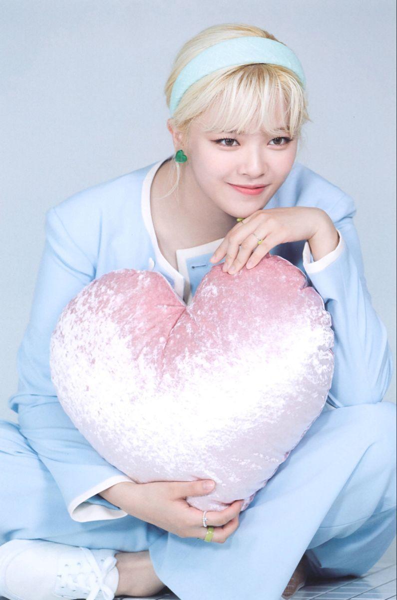 TWICE Jeongyeon1