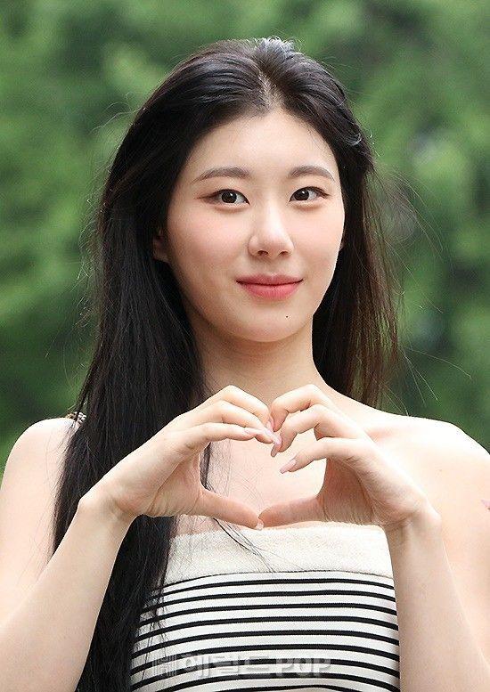 ITZY Chaeryeong0