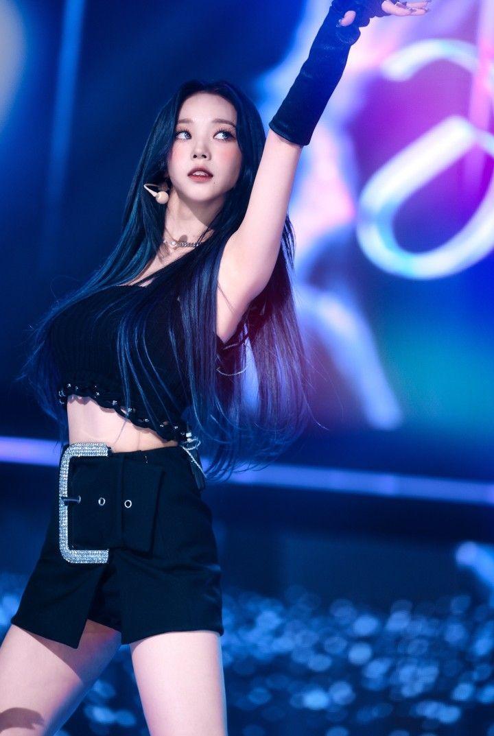 Aespa karina2