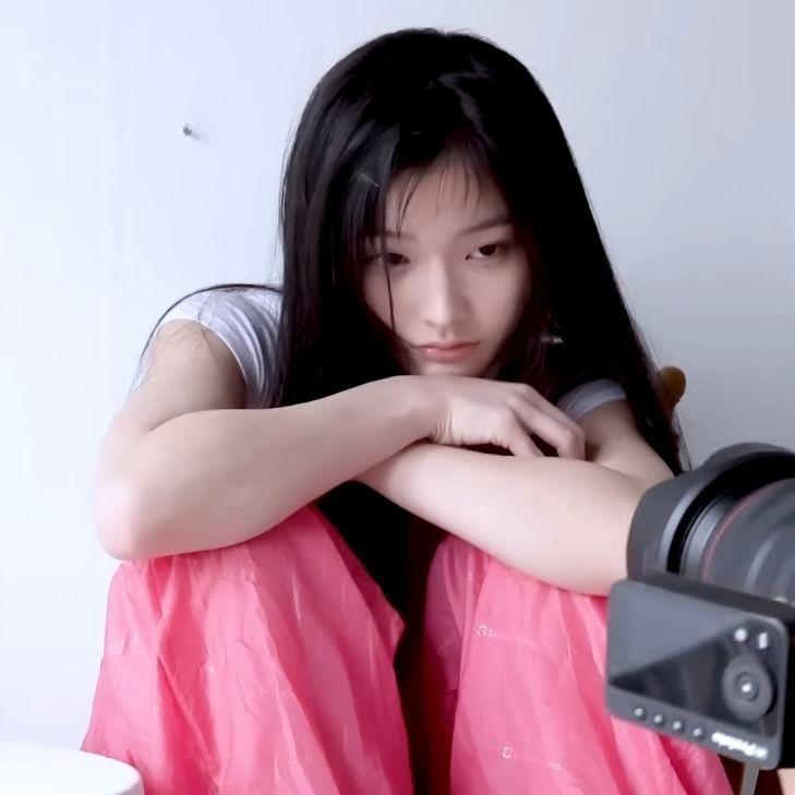 ILLIT 이루하0