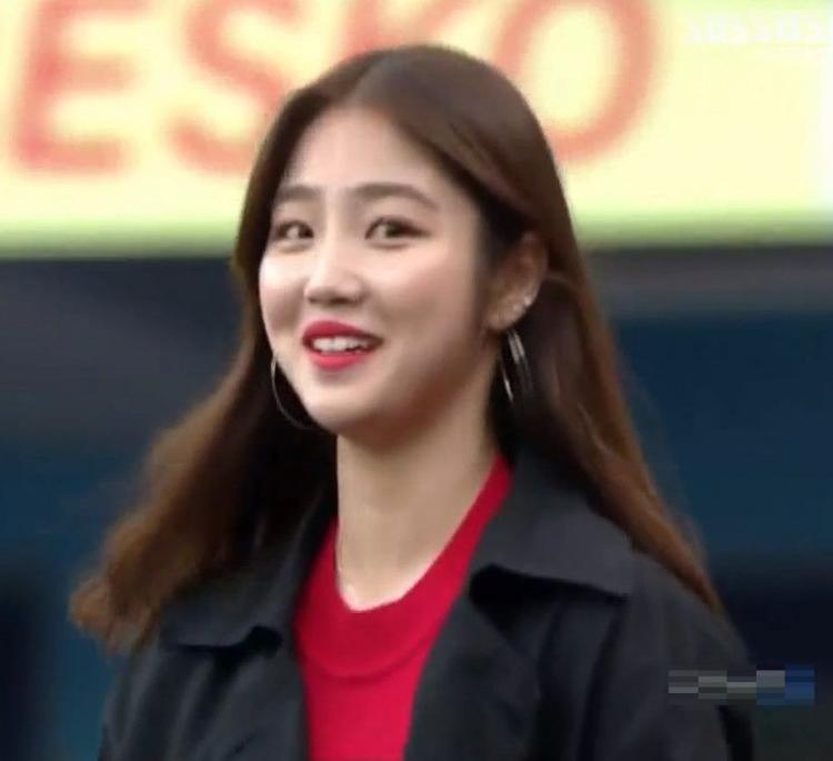 오빠보다 더 유명해진 삼성 투수 최채흥의 미녀 여동생0