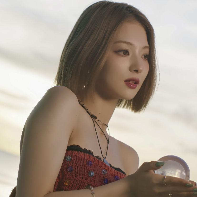 FROMIS 9  이나경1
