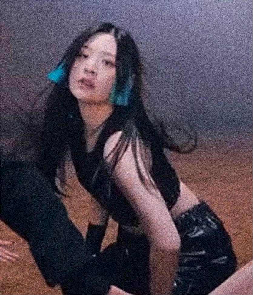 STAYC Seeun1