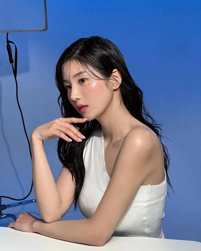 권은비6