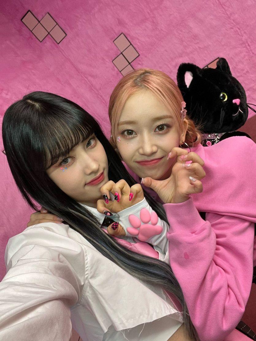 STAYC 윤0