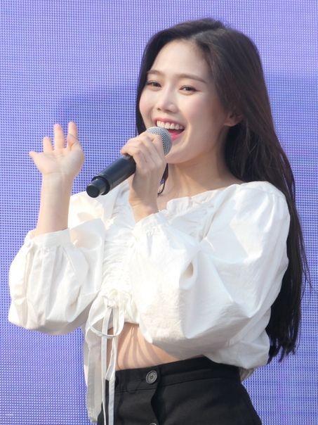 OH MY GIRL 효정1