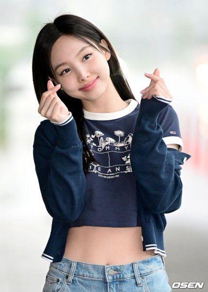TWICE Nayeon1