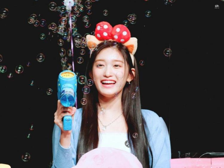 IVE LEESEO0