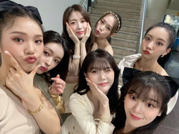 돌발상황에 반응하는 오마이걸 (소리주의)1
