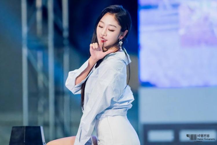 러블리즈 안성바우덕이축제여우 서지수0