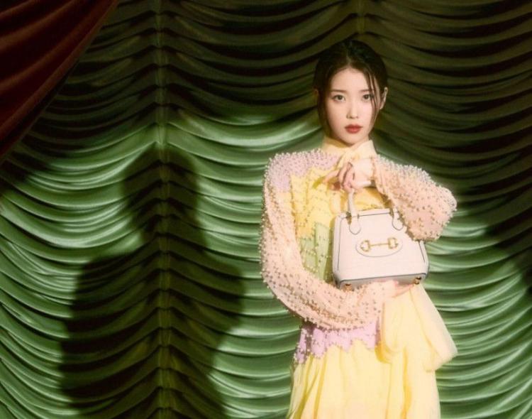 GUCCI 아이유3