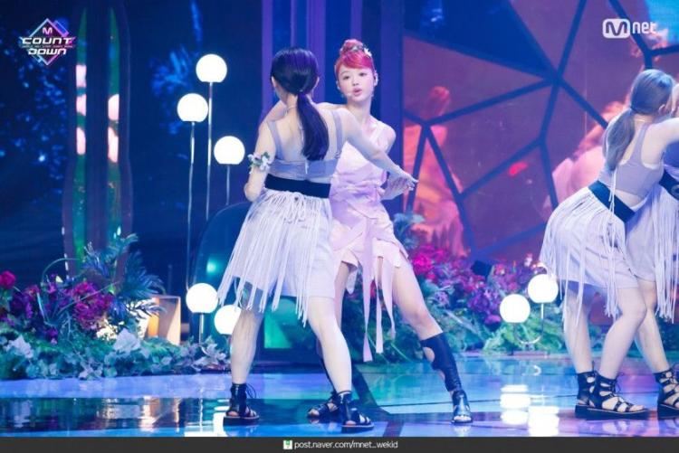 Oh My Girl 유아1