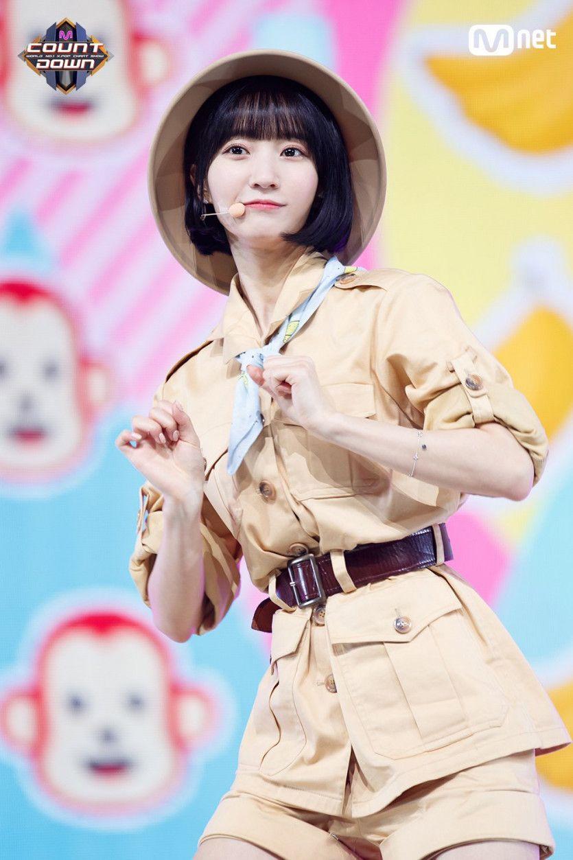 오마이걸 아린 효정 비니 + 유아 승희 미미 + 단체1