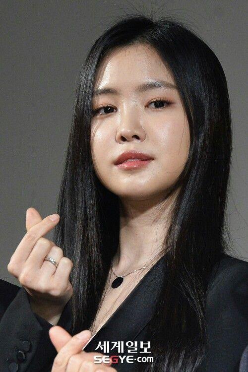 손나은0