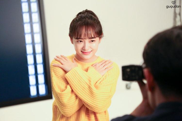 김세정 - 화장품 광고 촬영 현장 (고/33p)3