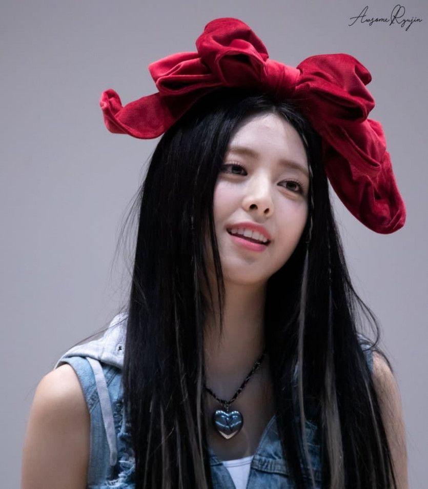 ITZY 유나0