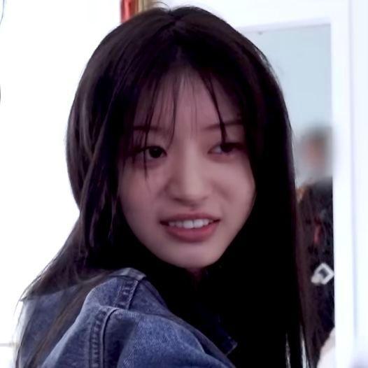 ILLIT 민주2