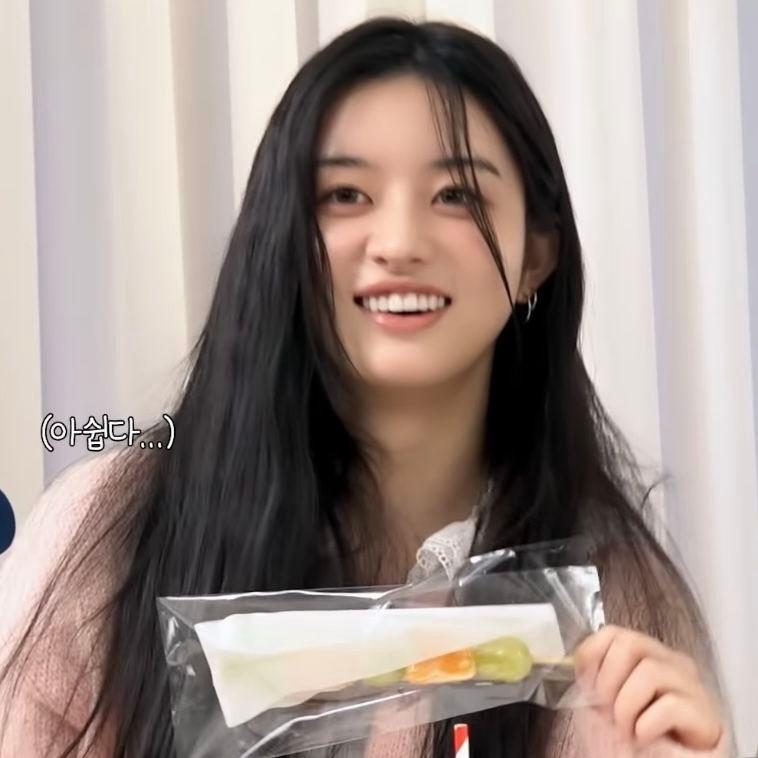 ILLIT 민주3