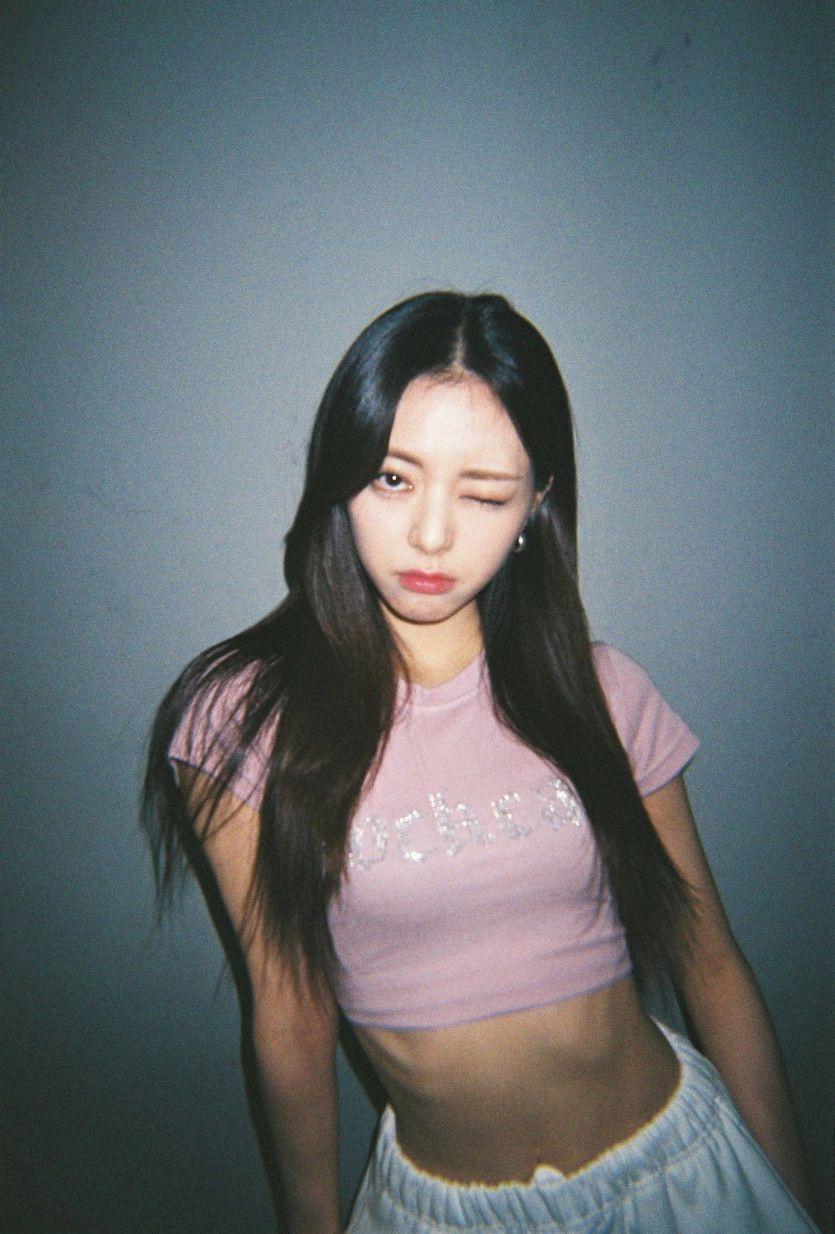 ITZY Yuna2