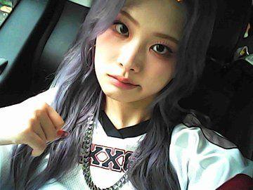 PURPLE KISS swan3