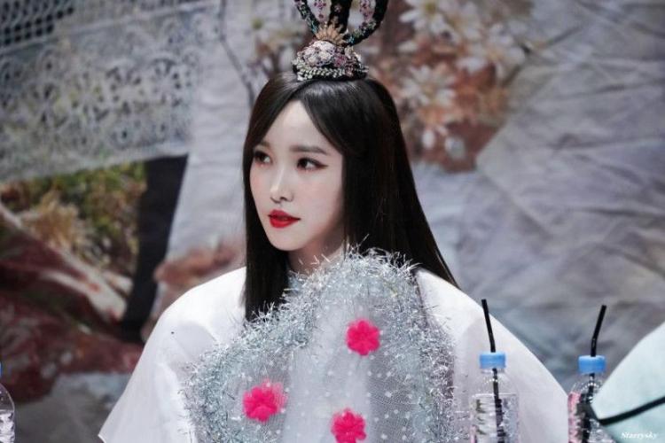 여자친구 유주.JPG2