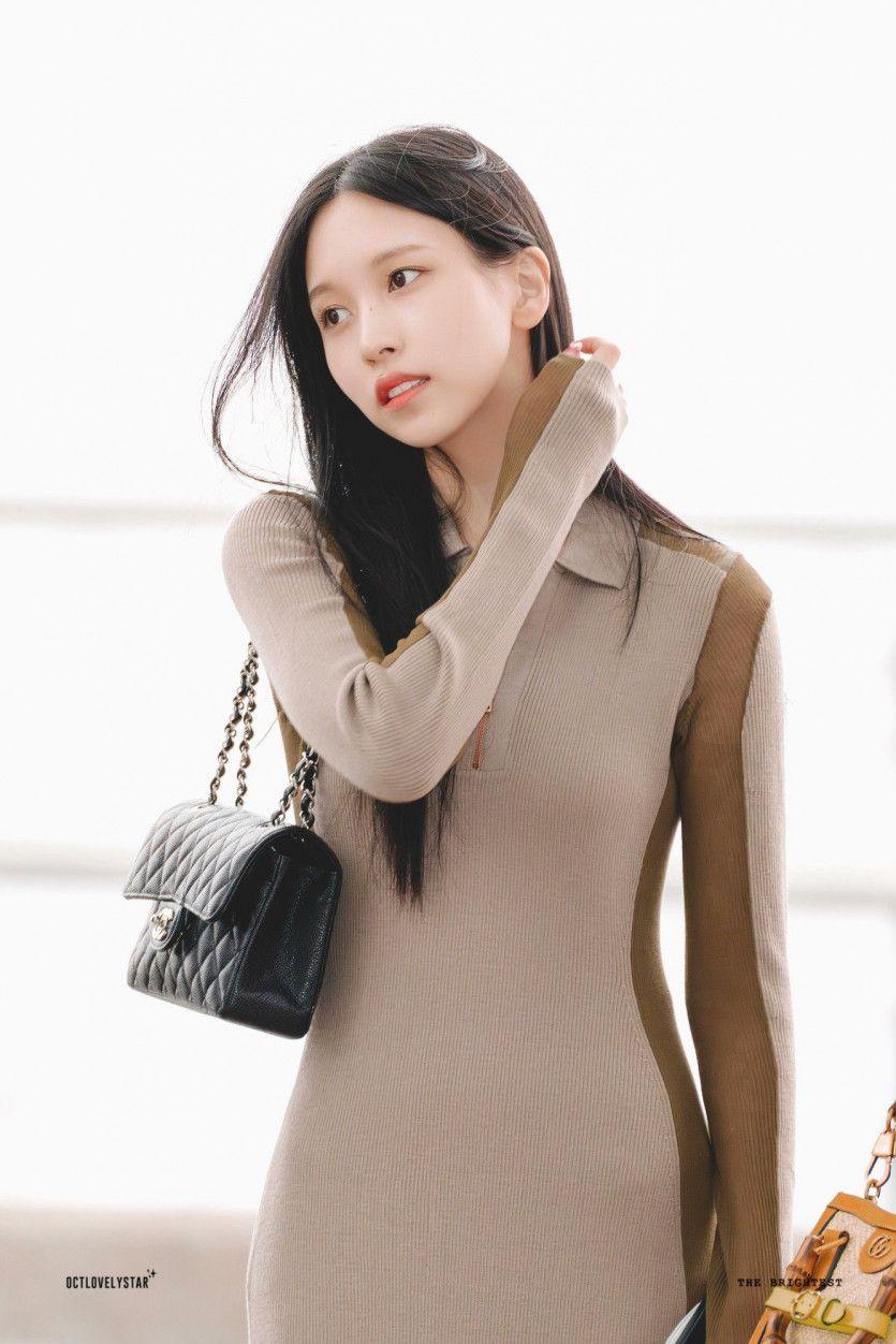 TWICE Mina0