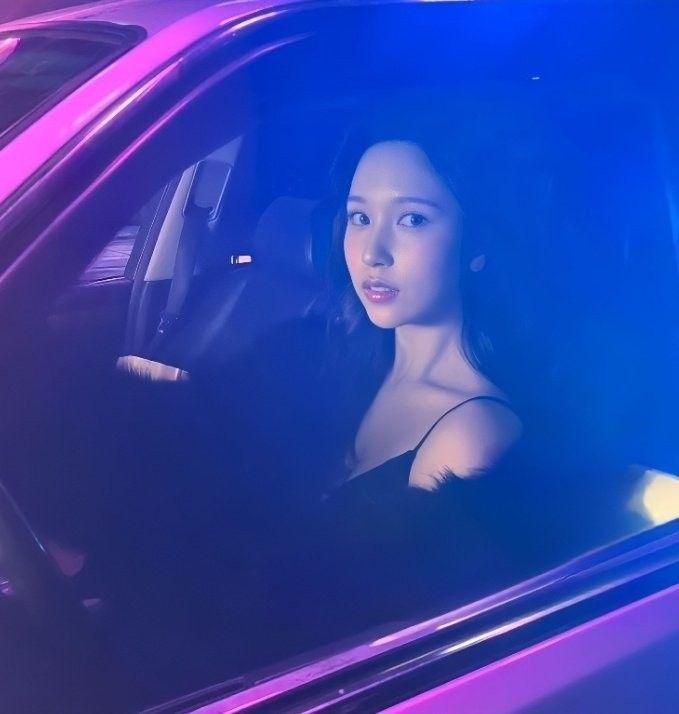 TWICE Mina1