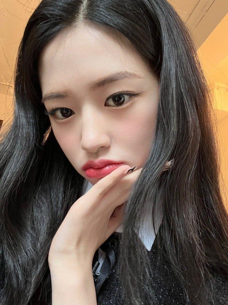 IVE YUJIN1