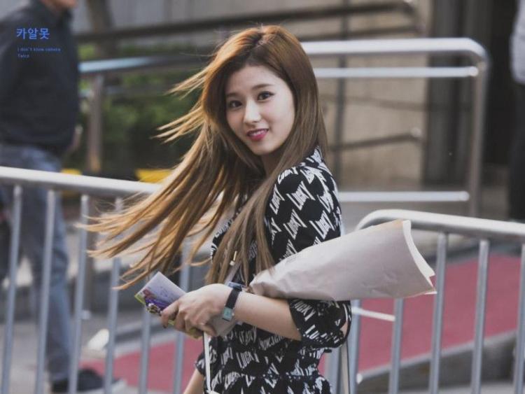 트와이스 사나1