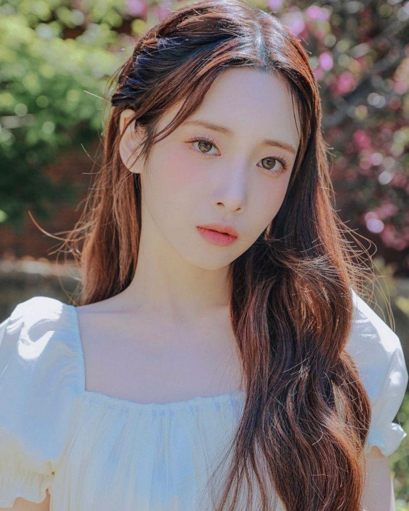 유지애 인스타_꽃 같은 20대5