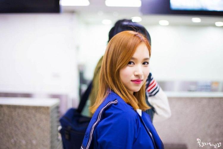 TWICE MINA1
