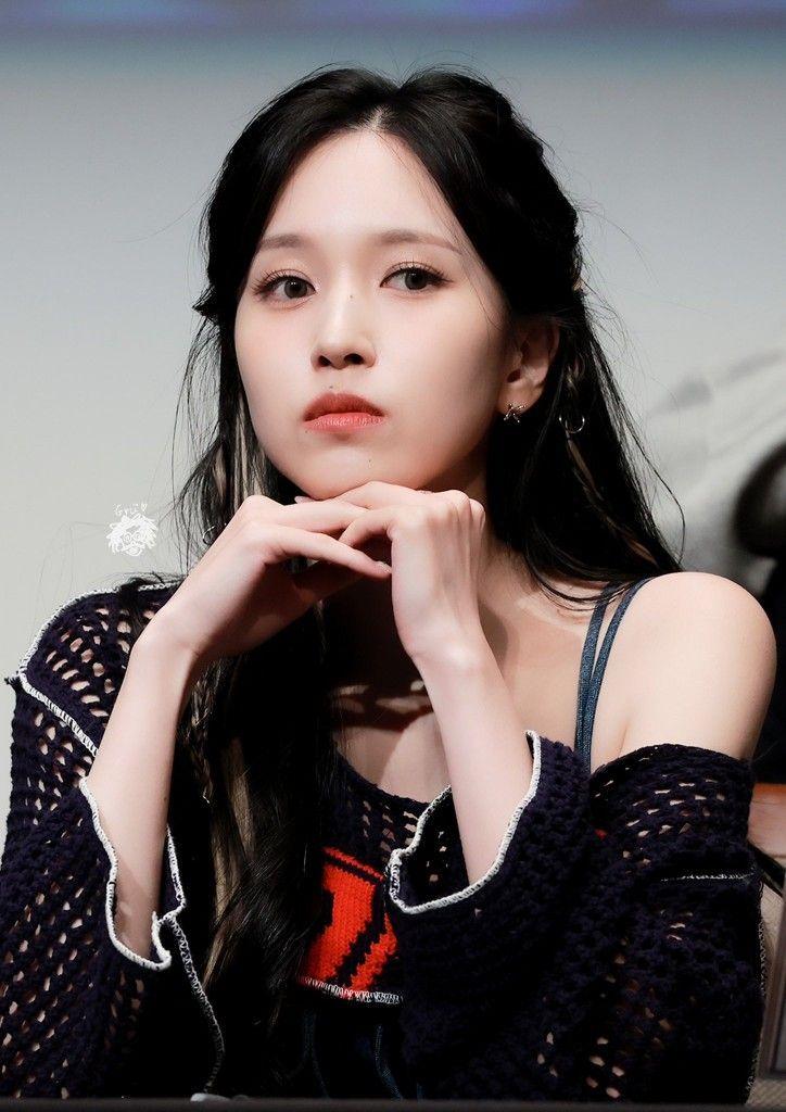 TWICE Mina0