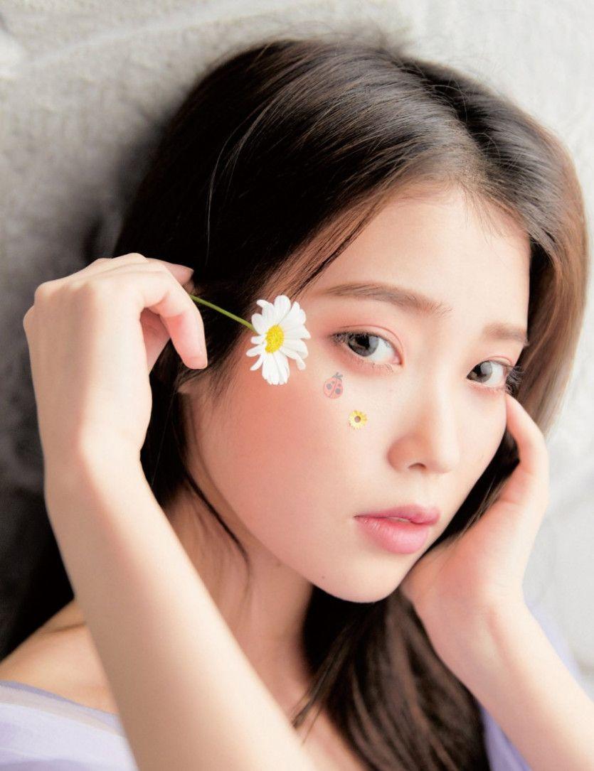 아이유 화보 B컷3