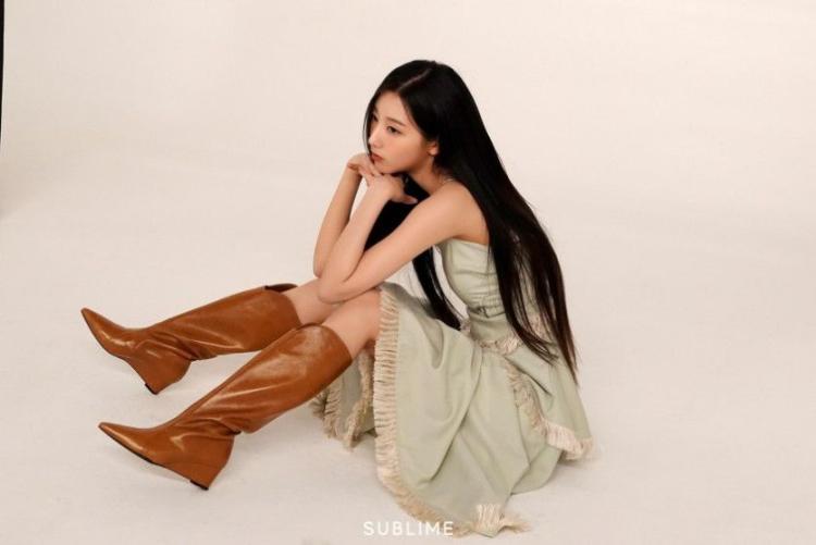 정예인 맵스 화보 비하인드 컷5