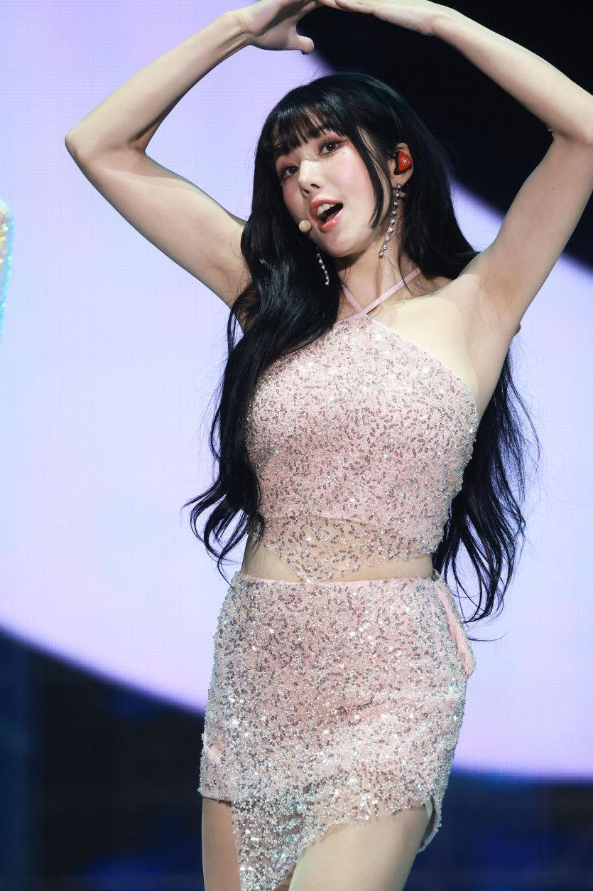 권은비0