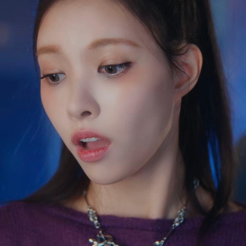 ILLIT 윤아0