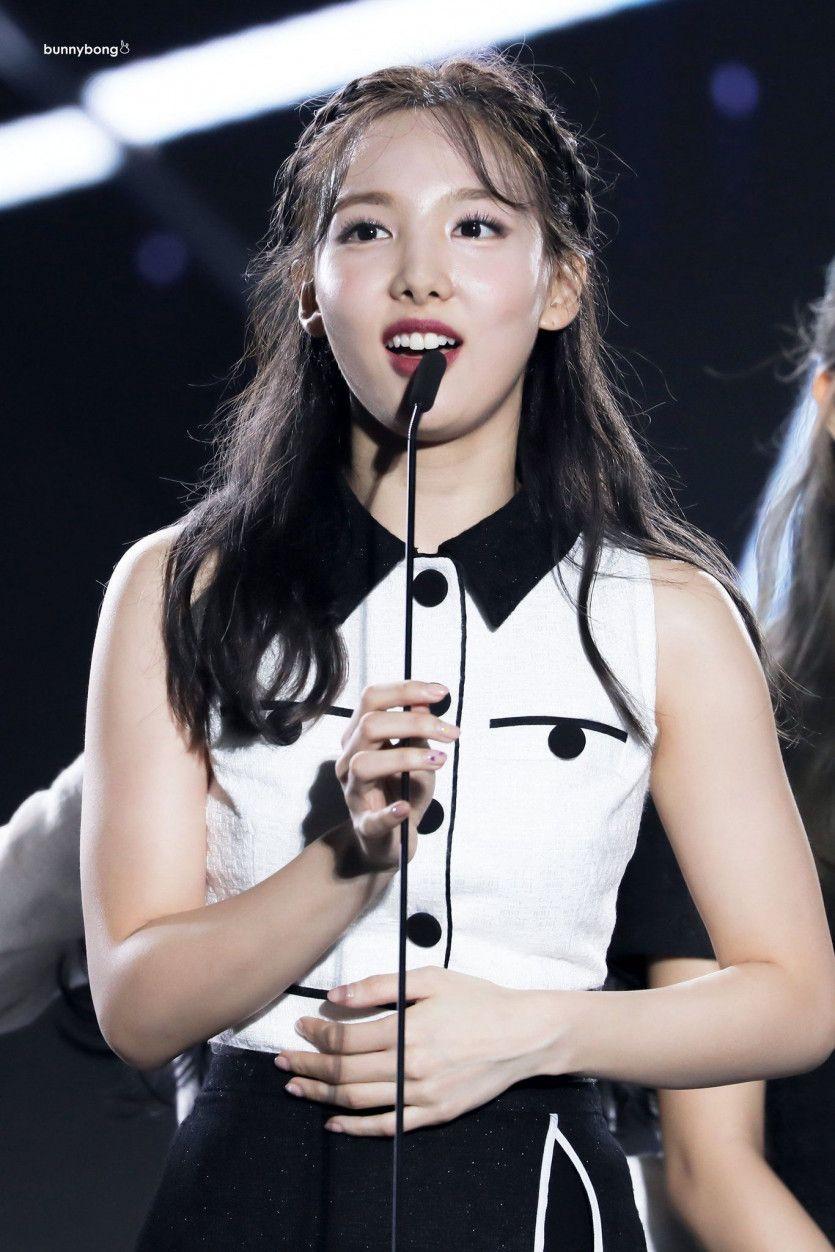 TWICE NAYEON0