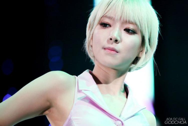 AOA 초아0