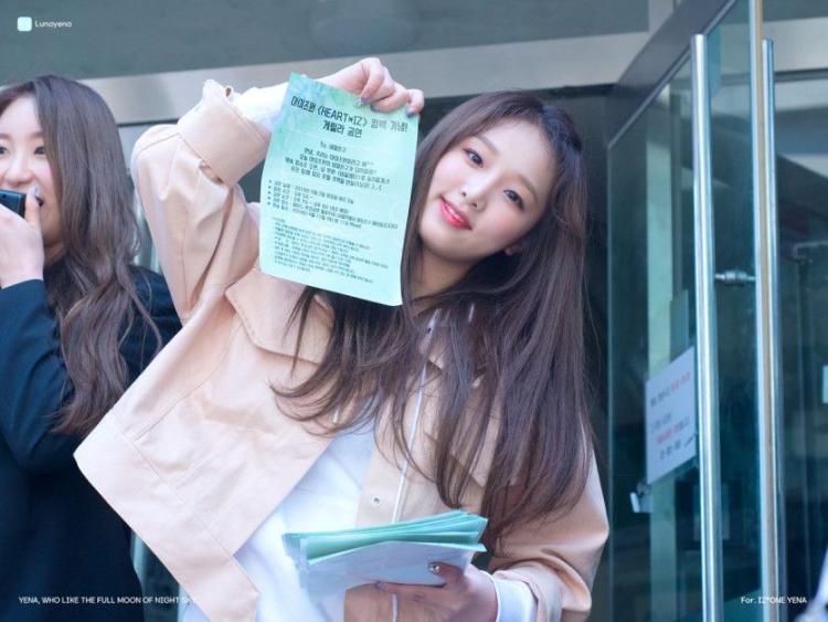 아이즈원 최예나 히토미, 190402~31
