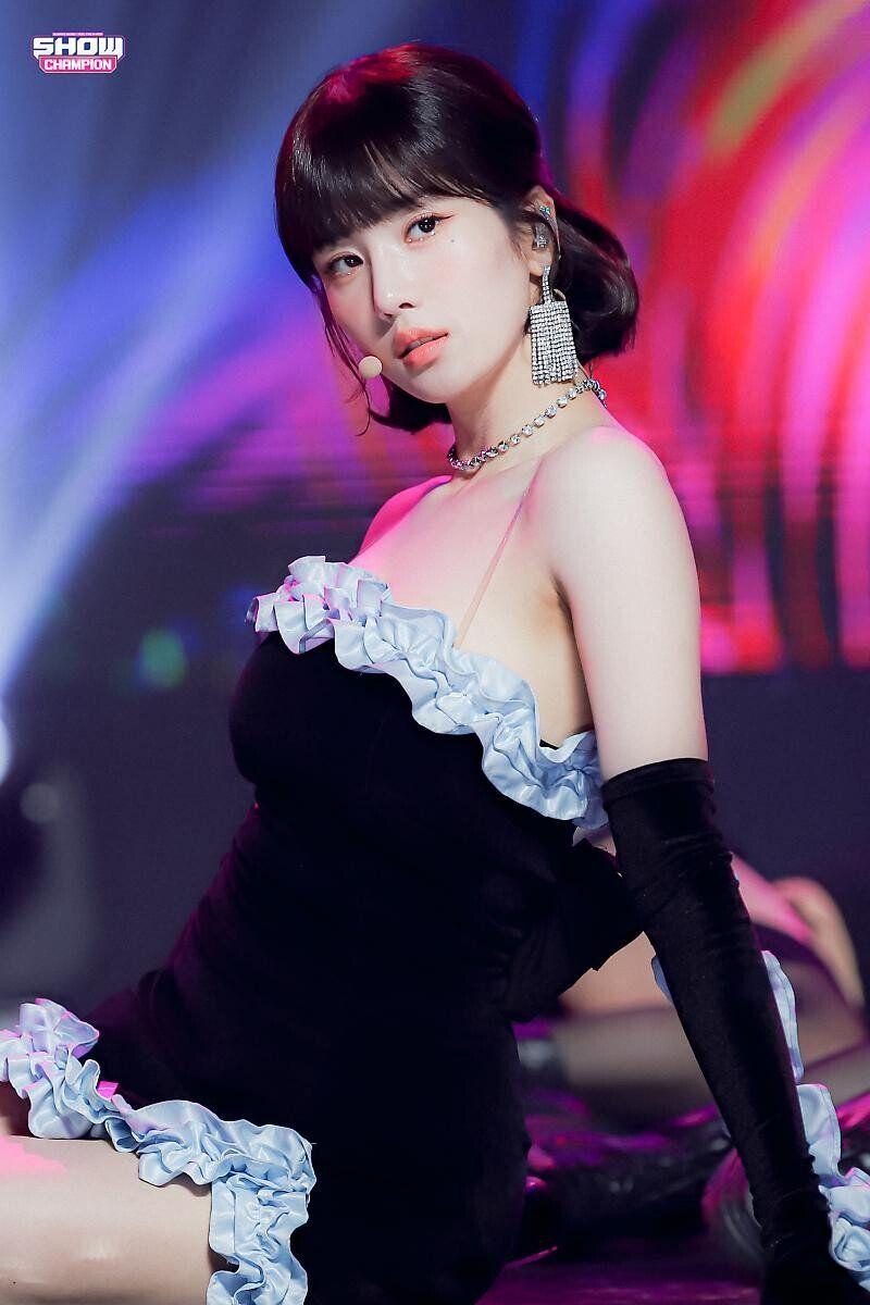 권은비0