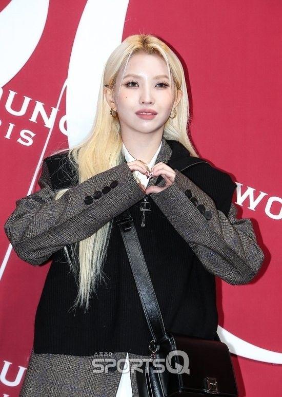 (G)I-DLE SOYEON0