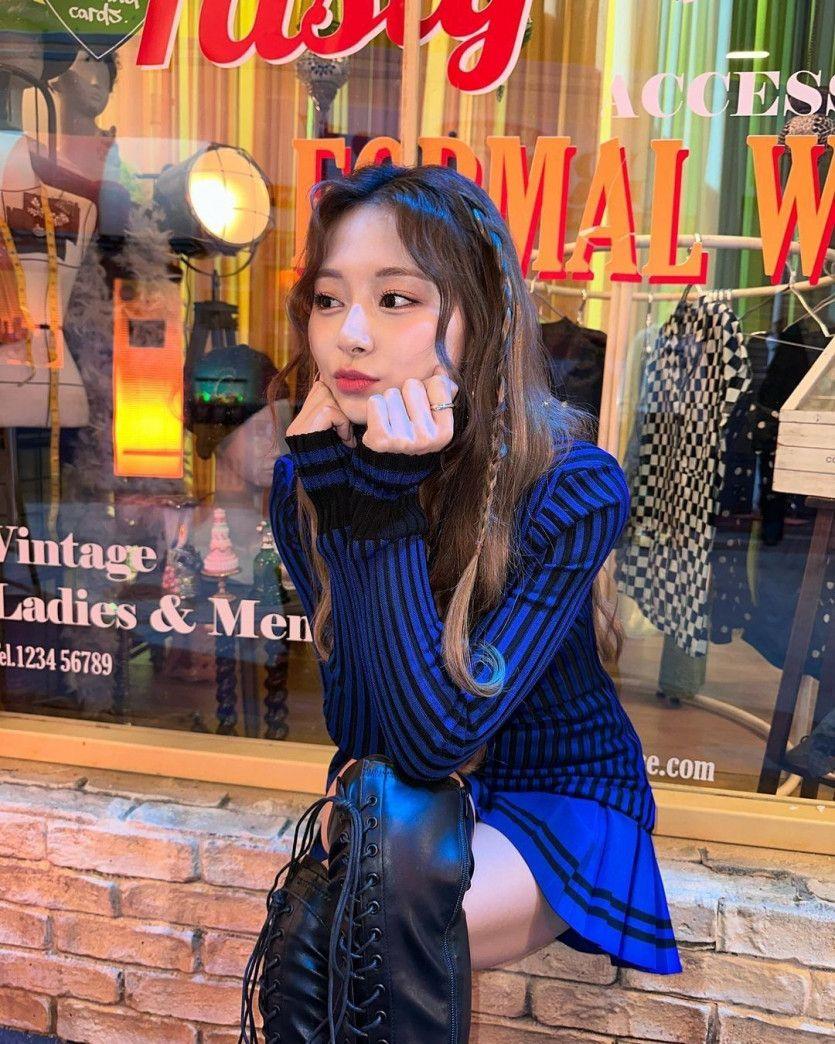 TWICE Tzuyu0