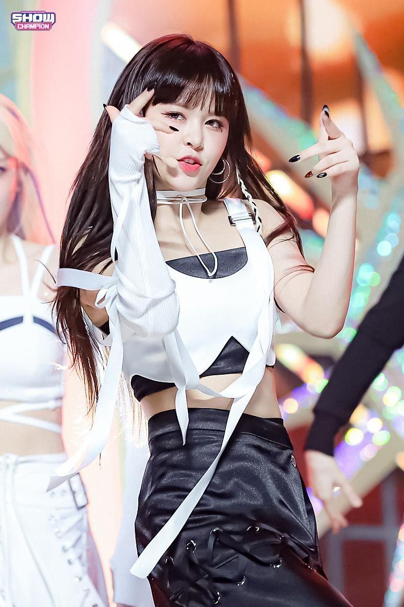 EVERGLOW 박지원3