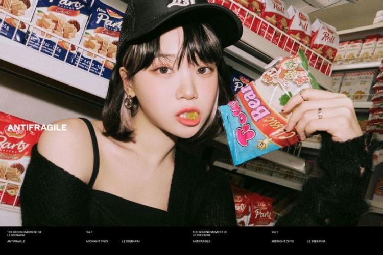 LE SSERAFIM CHAEWON1