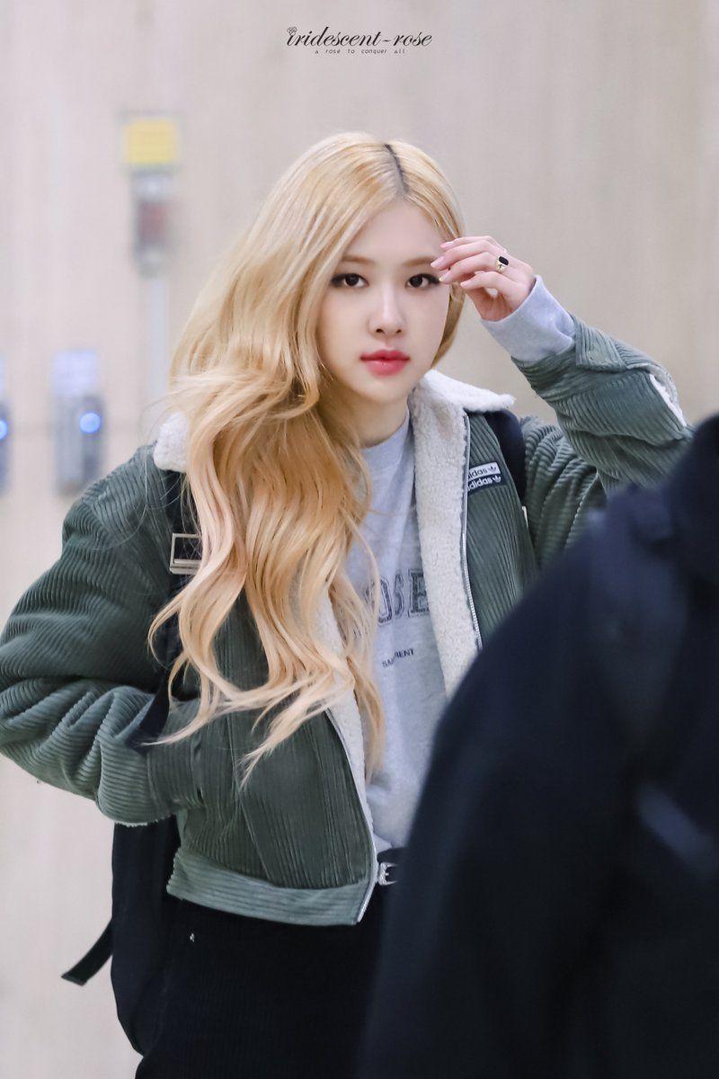 BLACKPINK Rose1